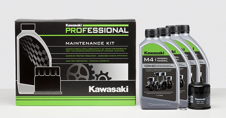 Kit de vidange d'huile pratique de Kawasaki. Disponible pour la plupart des véhicules Kawasaki.
